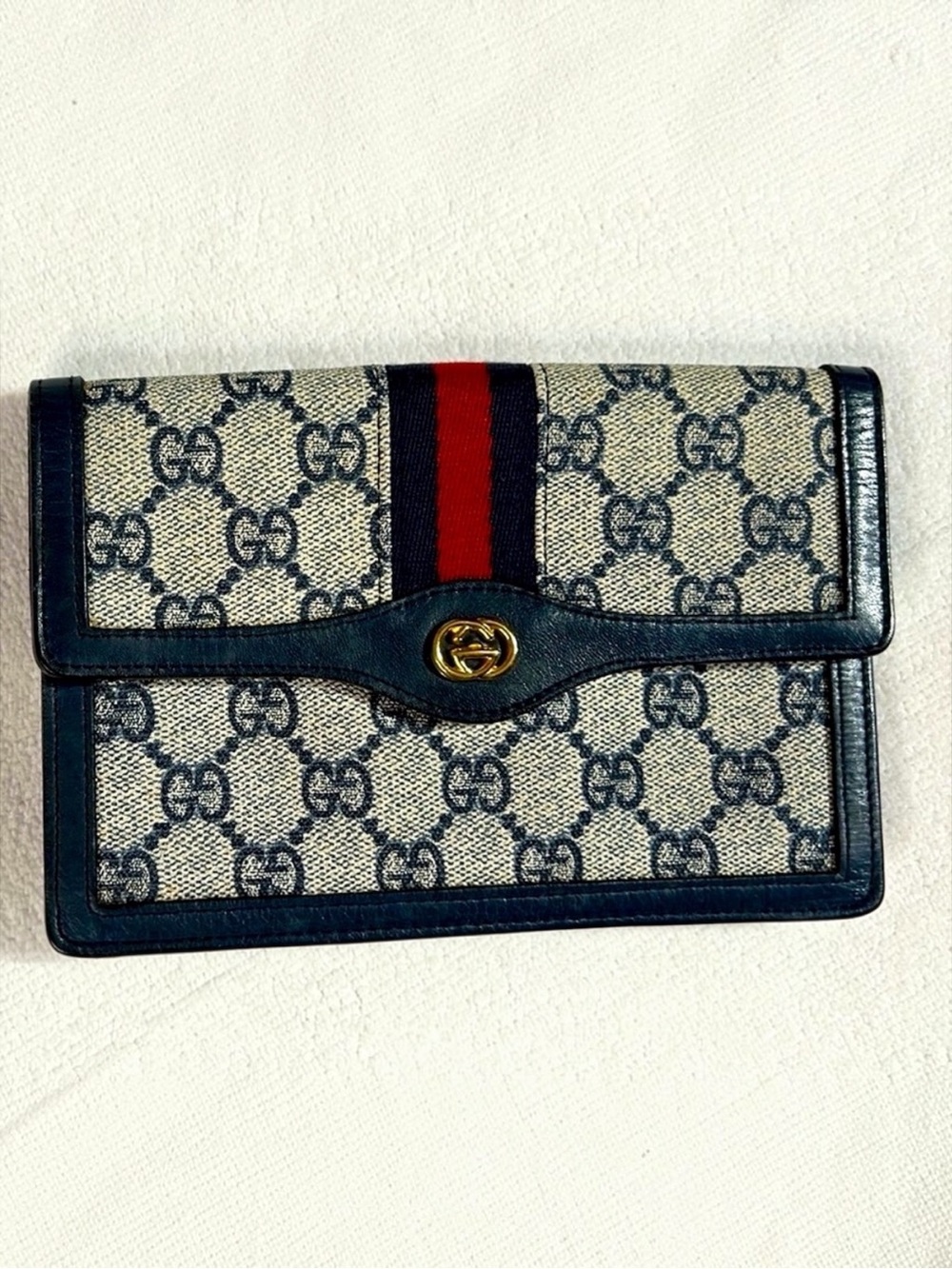 GUCCI vintage clutch/wallet